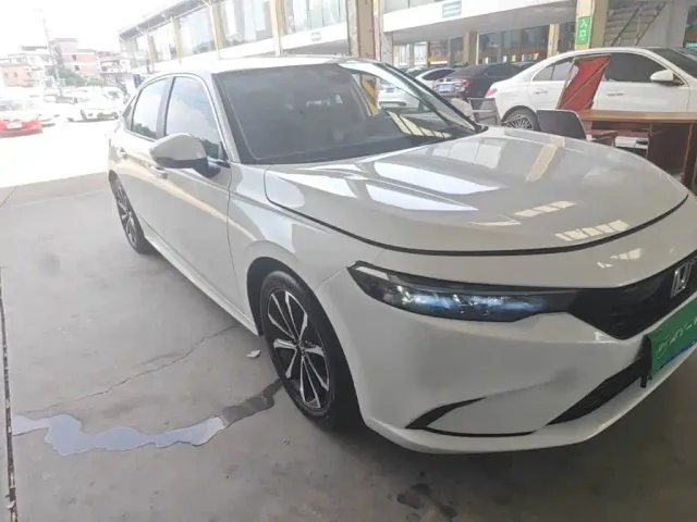 Honda Integra 2022 240TURBO CVT Luxury Edition — Фото автомобиля 3
