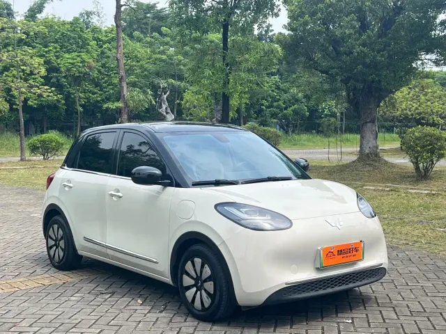 Wuling Bingo — Фото автомобиля 3