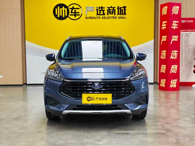 Ford Escape — Фото автомобиля 2