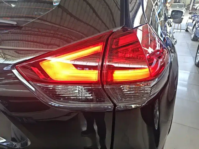 Nissan X-Trail — Фото автомобиля 7