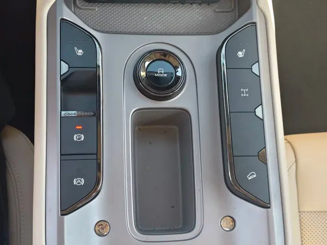 Haval Big Dog — Фото автомобиля 12