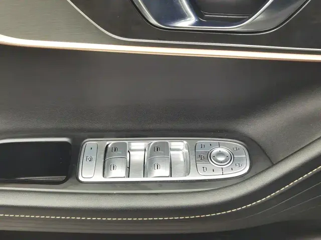 Chery Omoda 5 — Фото автомобиля 9