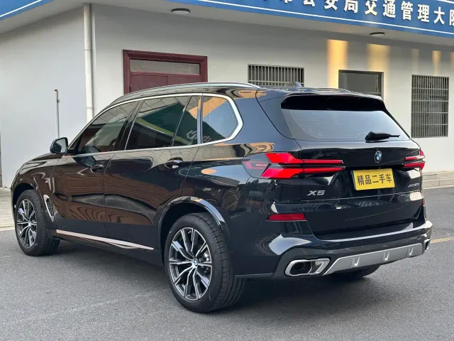 BMW X5 — Фото автомобиля 14