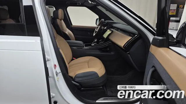 Land Rover Range Rover Sport — Фото автомобиля 10