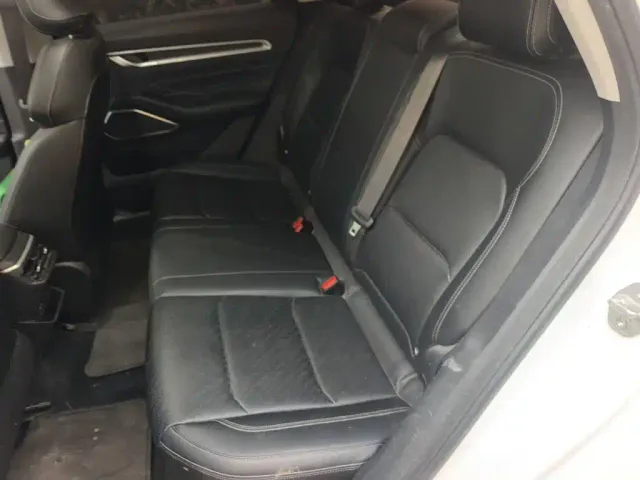 Geely Emgrand — Фото автомобиля 18