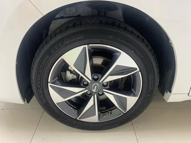 GAC Trumpchi M6 — Фото автомобиля 9