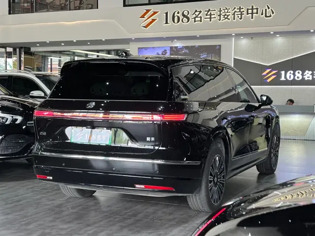 Nio ES8 — Фото автомобиля 7