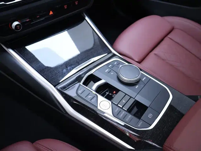 BMW 3 Series — Фото автомобиля 12