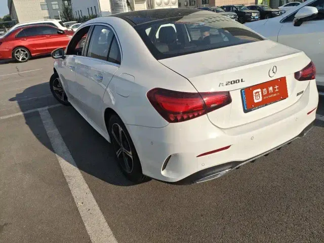 Mercedes-Benz A-Class — Фото автомобиля 3