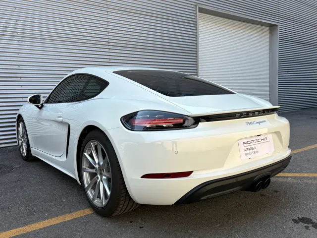 Porsche 718 — Фото автомобиля 6
