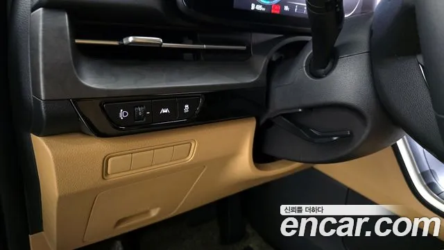 Kia Canival — Фото автомобиля 15