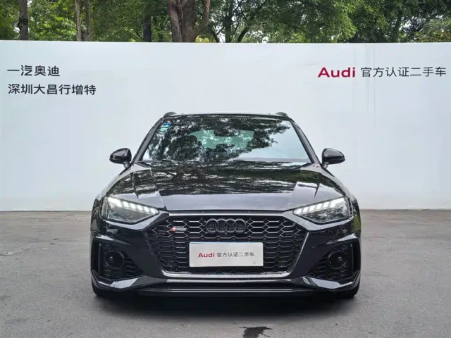 Audi RS 4 — Фото автомобиля 2