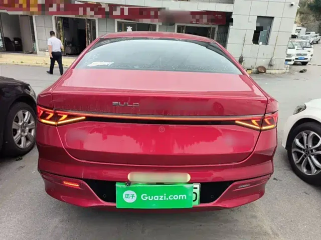 BYD Qin PLUS — Фото автомобиля 5