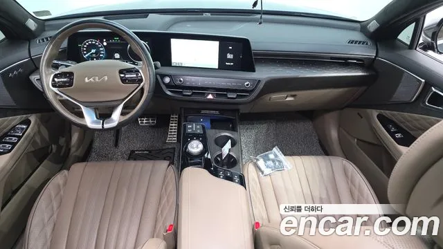 Kia K8 Hybrid — Фото автомобиля 10
