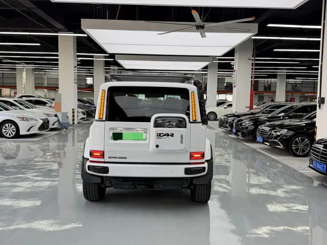 iCAR V23 — Фото автомобиля 18