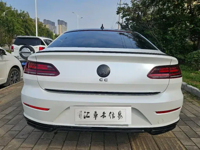 Volkswagen CC — Фото автомобиля 4