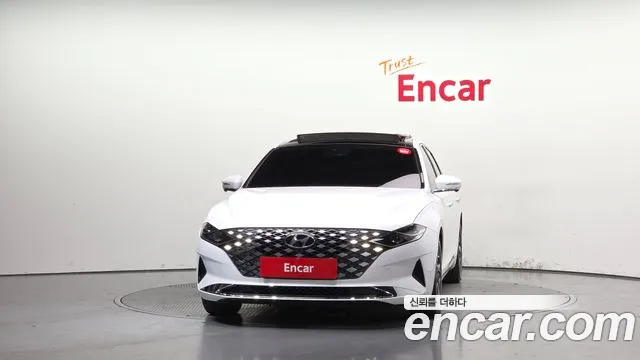 Hyundai Grandeur Exclusive — Фото автомобиля 3