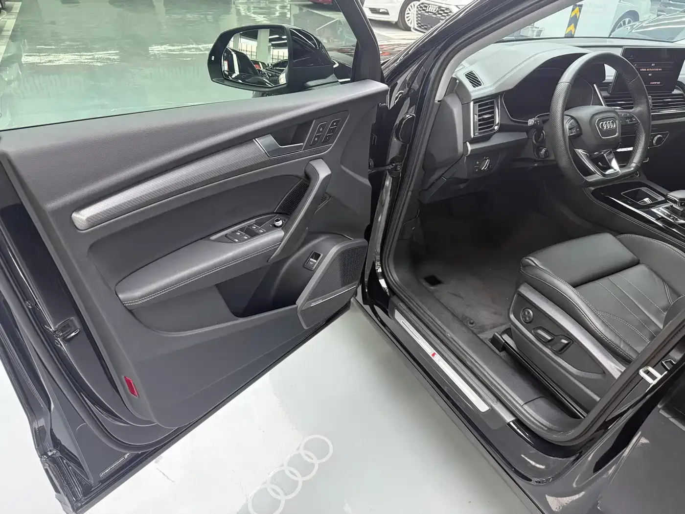 Audi Audi Q5L 2022 45T Luxury Dynamic — Фото автомобиля 5