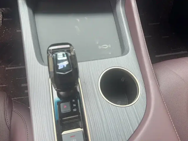 Jetour X90 Pro — Фото автомобиля 9