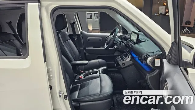 Hyundai Casper Casper Electric Inspiration — Фото автомобиля 10