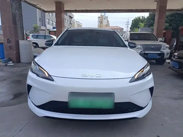 BYD Seal 05 DM-i — Фото автомобиля 2