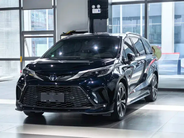 Фотография автомобиля — Toyota Granvia