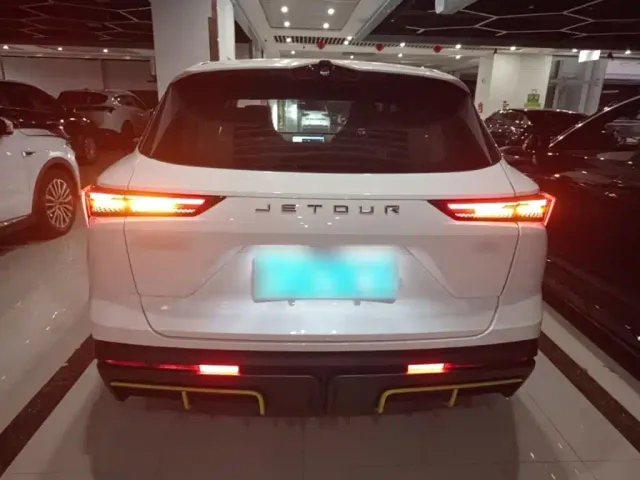 Jetour Dashing — Фото автомобиля 5