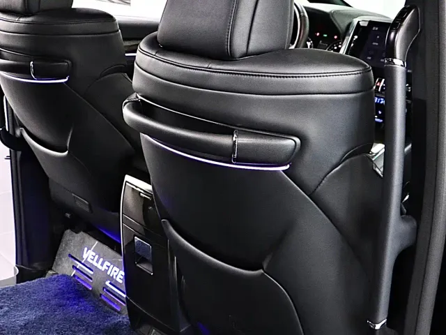 Toyota Vellfire — Фото автомобиля 16