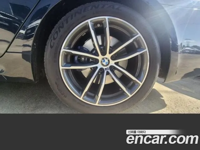 BMW 5 Series G30 — Фото автомобиля 17