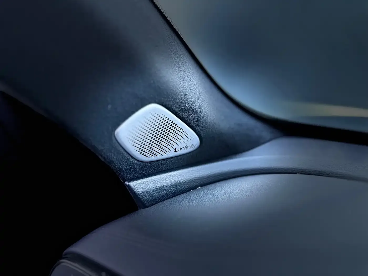 Geely Xingyue L 2024 Model 2.0TD High-Power Automatic 2WD Skyline Edition — Фото автомобиля 30