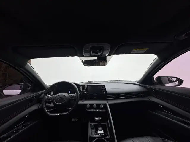 Hyundai Elantra — Фото автомобиля 10