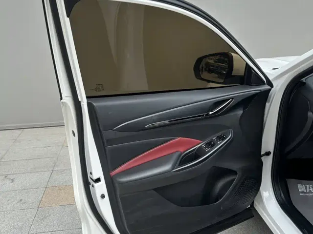 Changan Oushang X5 — Фото автомобиля 12