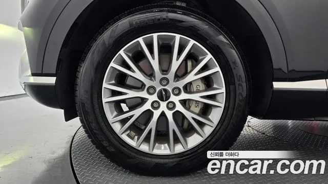 Genesis GV80 — Фото автомобиля 5