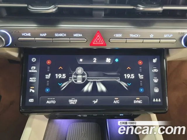 Hyundai Grandeur GN7 — Фото автомобиля 10