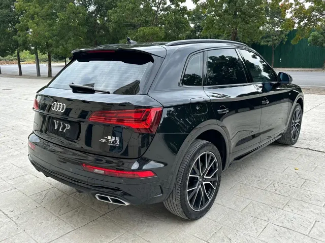 Audi Q5L — Фото автомобиля 8