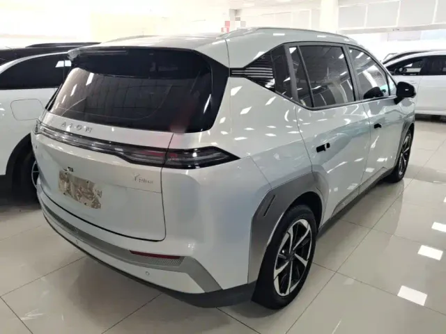 GAC Aion Y — Фото автомобиля 6