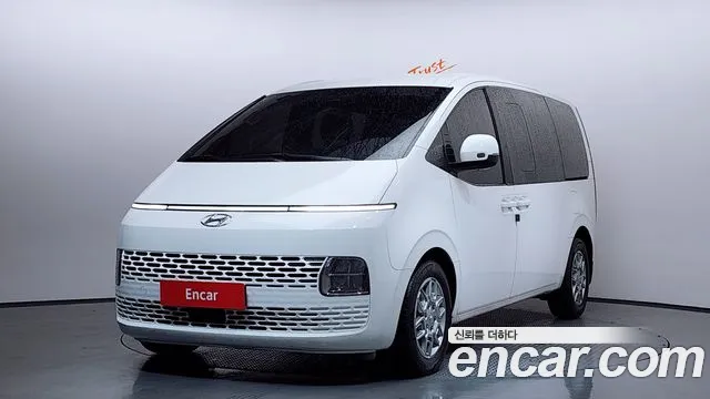 Фотография автомобиля — Hyundai Staria