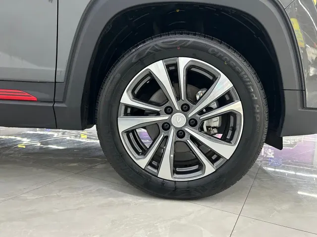 Changan CS35 Plus — Фото автомобиля 7