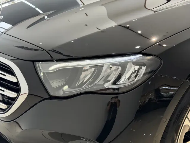 Mercedes-Benz E-Class — Фото автомобиля 26
