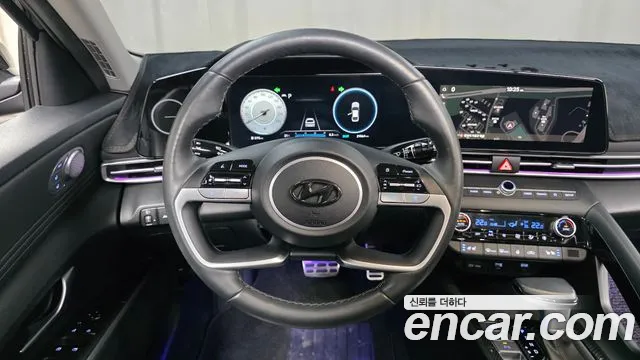Hyundai AVANTE Avante (CN7) — Фото автомобиля 14