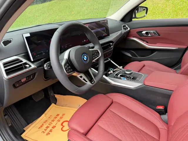 BMW i3 — Фото автомобиля 7