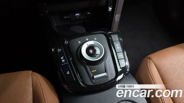Kia Seltos — Фото автомобиля 9
