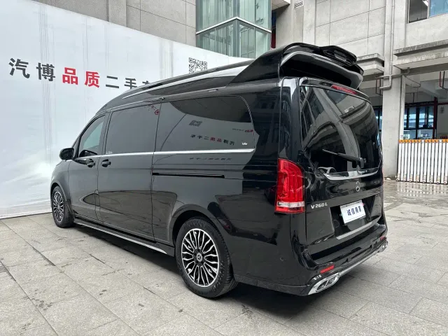 Mercedes-Benz V-Class — Фото автомобиля 7