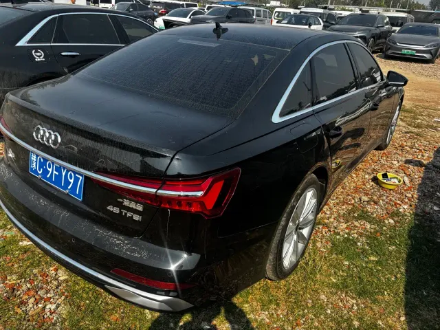 Audi A6L — Фото автомобиля 10