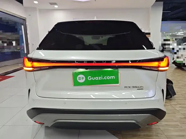 Lexus RX — Фото автомобиля 3