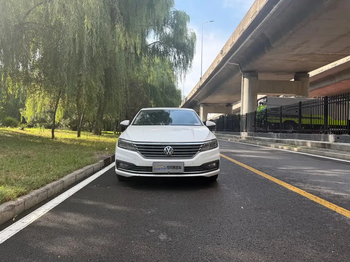 Volkswagen Lavida 2022 1.5L Auto Comfort Edition — Фото автомобиля 2