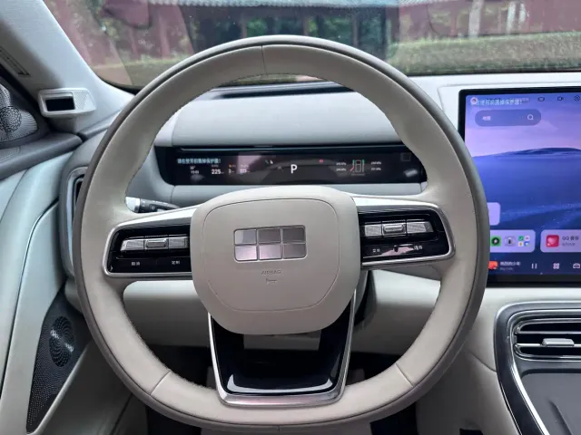 Geely Galaxy M9 — Фото автомобиля 4