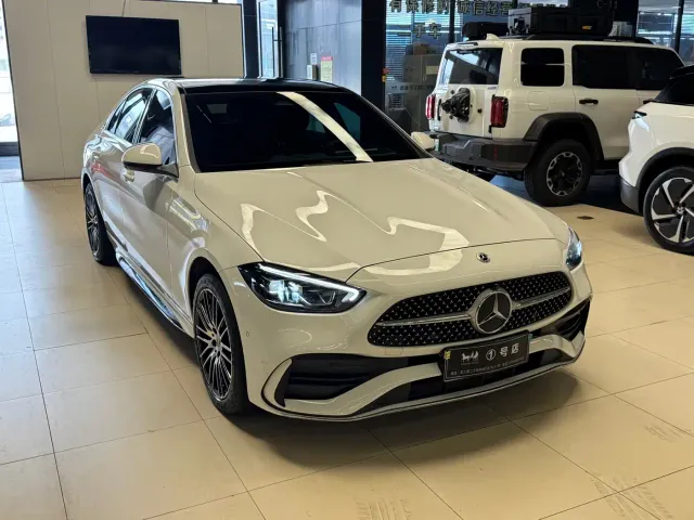 Mercedes-Benz C-Class — Фото автомобиля 12