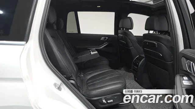 BMW X7 G07 — Фото автомобиля 17