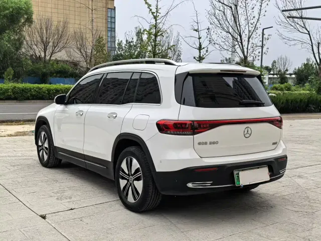 Mercedes-Benz EQB — Фото автомобиля 7